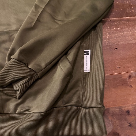 Pittsburgh Steelers Salute to Service Olive Green NFL Hoodie - Picture 8 of 8